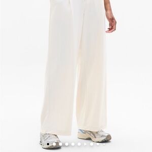 Athleta Cream Wide-Leg Pants Flowing Silhouette